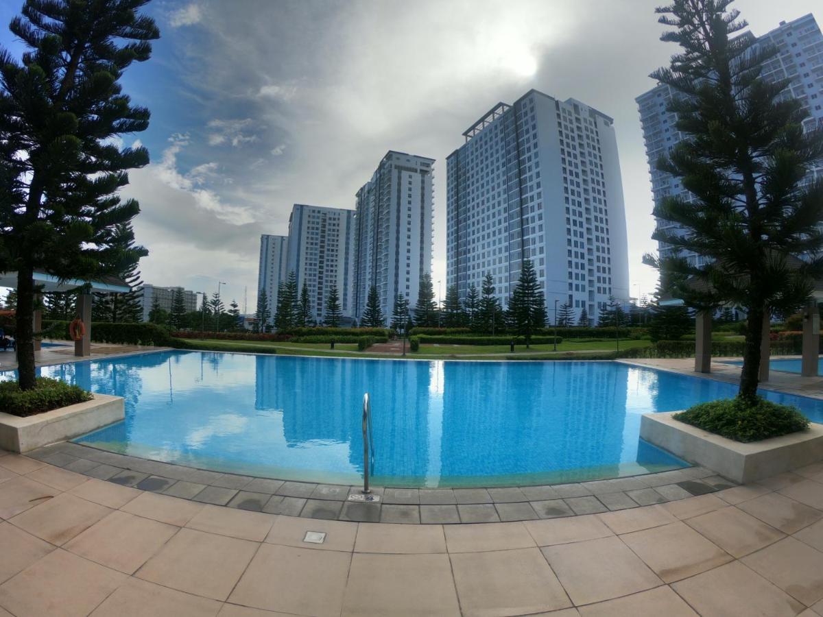 Breezy Nest Staycation At Wind Residences Tagaytay タガイタイ エクステリア 写真
