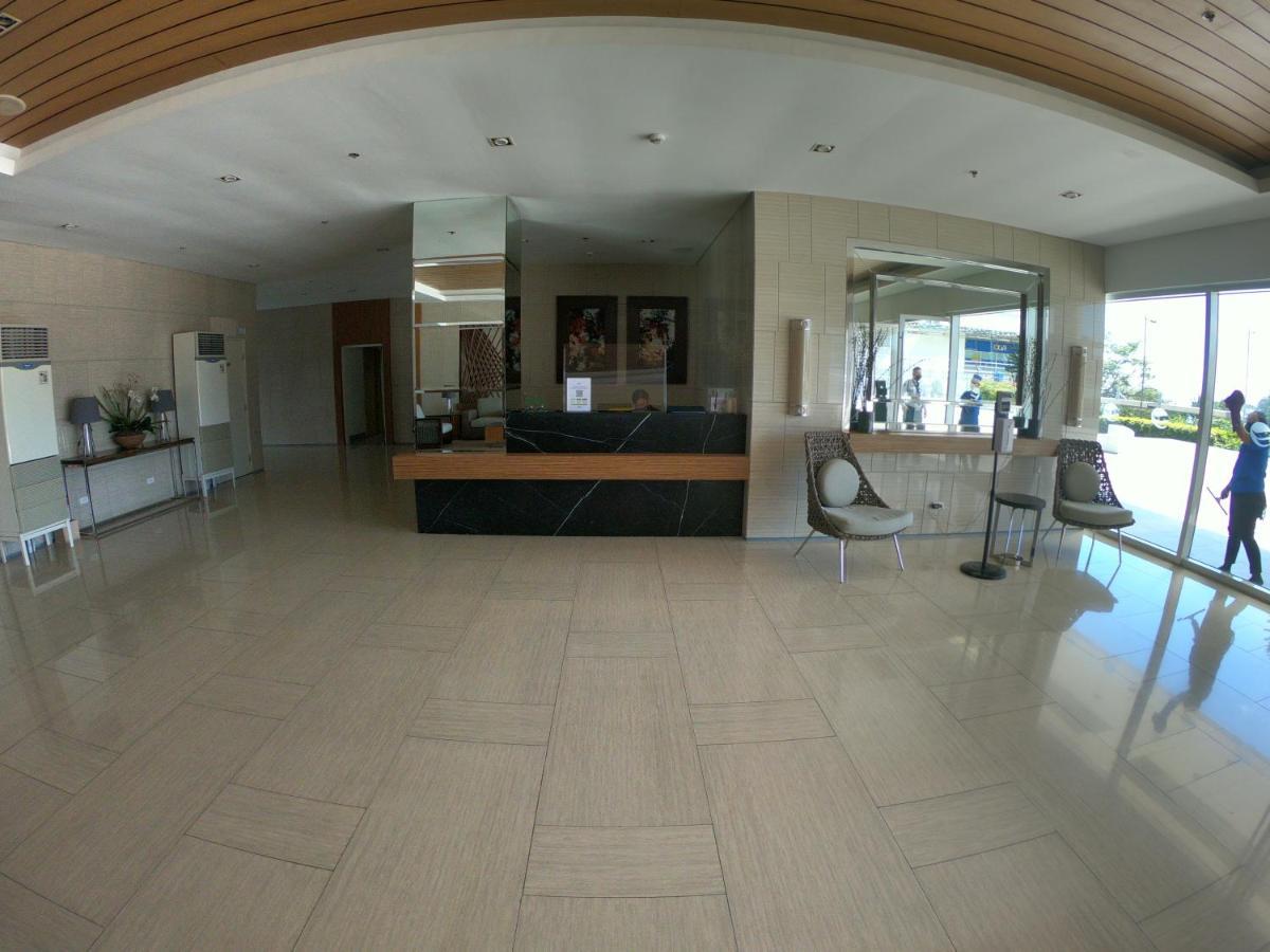Breezy Nest Staycation At Wind Residences Tagaytay タガイタイ エクステリア 写真
