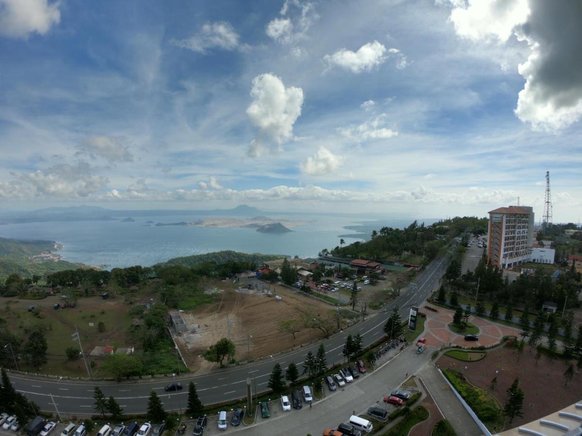 Breezy Nest Staycation At Wind Residences Tagaytay タガイタイ エクステリア 写真