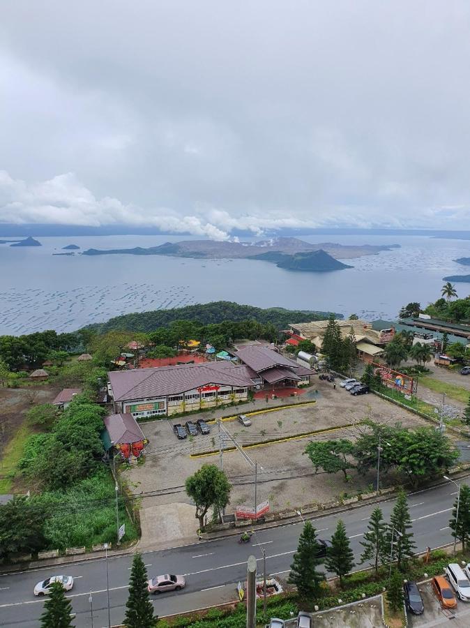 Breezy Nest Staycation At Wind Residences Tagaytay タガイタイ エクステリア 写真