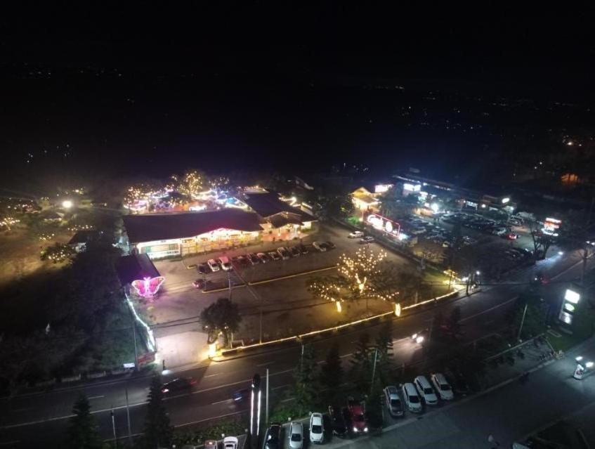 Breezy Nest Staycation At Wind Residences Tagaytay タガイタイ エクステリア 写真