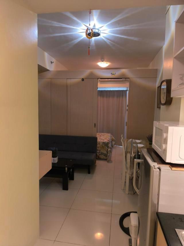Breezy Nest Staycation At Wind Residences Tagaytay タガイタイ エクステリア 写真